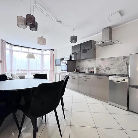 Everysky - Skalna 32 Apartmán *
